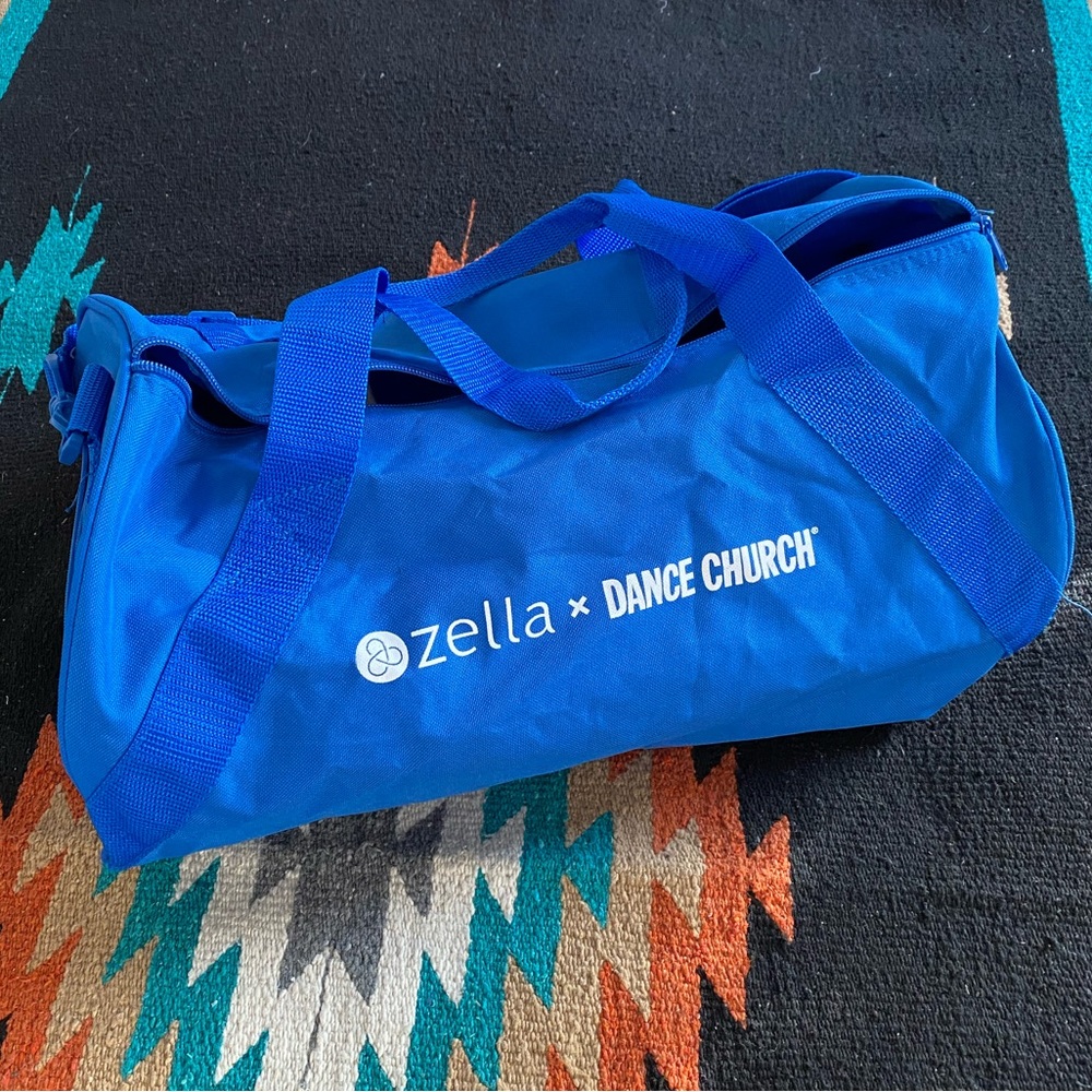 Zella x Dance Church Blue Full Size Classic Shoulder Gym Bag- NWOT